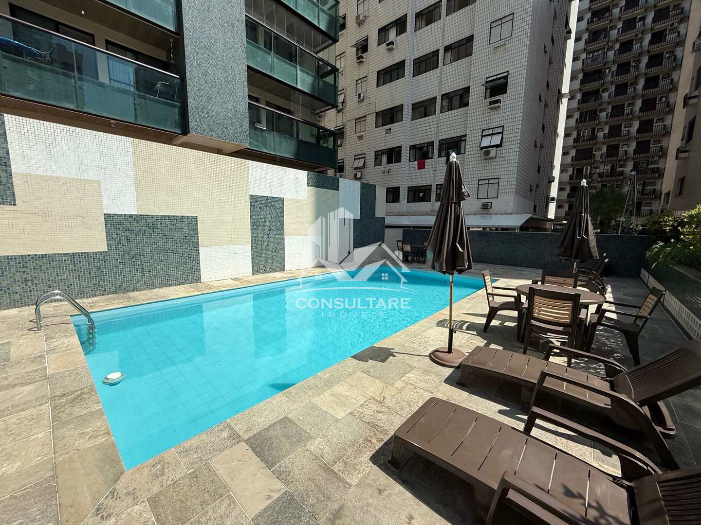Apartamento para alugar com 2 quartos, 70m² - Foto 35