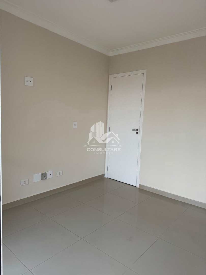 Apartamento para alugar com 3 quartos, 111m² - Foto 17