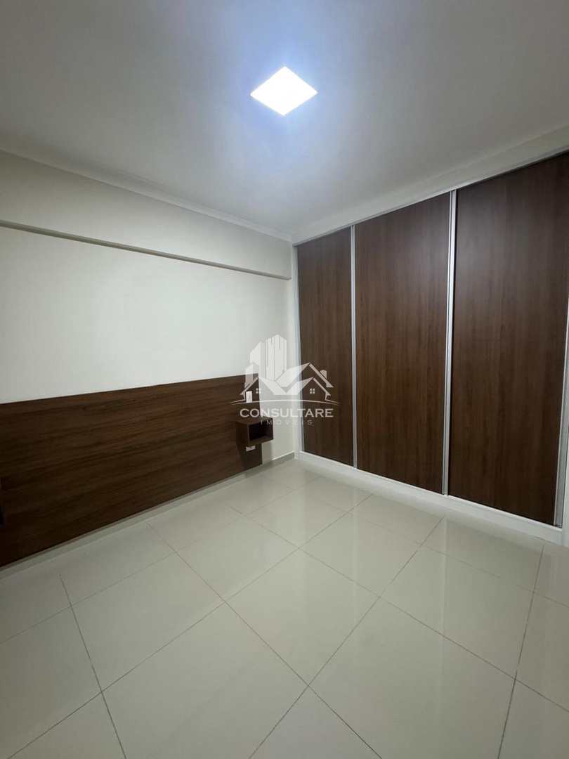 Apartamento para alugar com 3 quartos, 111m² - Foto 14