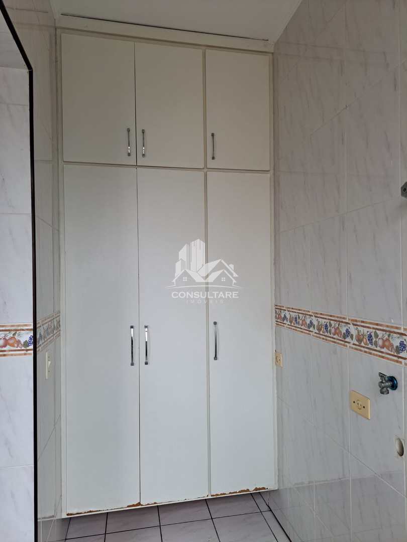 Apartamento para alugar com 2 quartos, 70m² - Foto 26