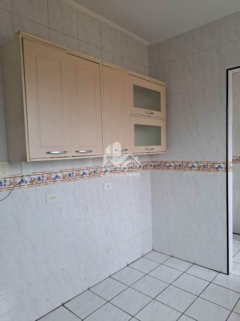 Apartamento para alugar com 2 quartos, 70m² - Foto 17