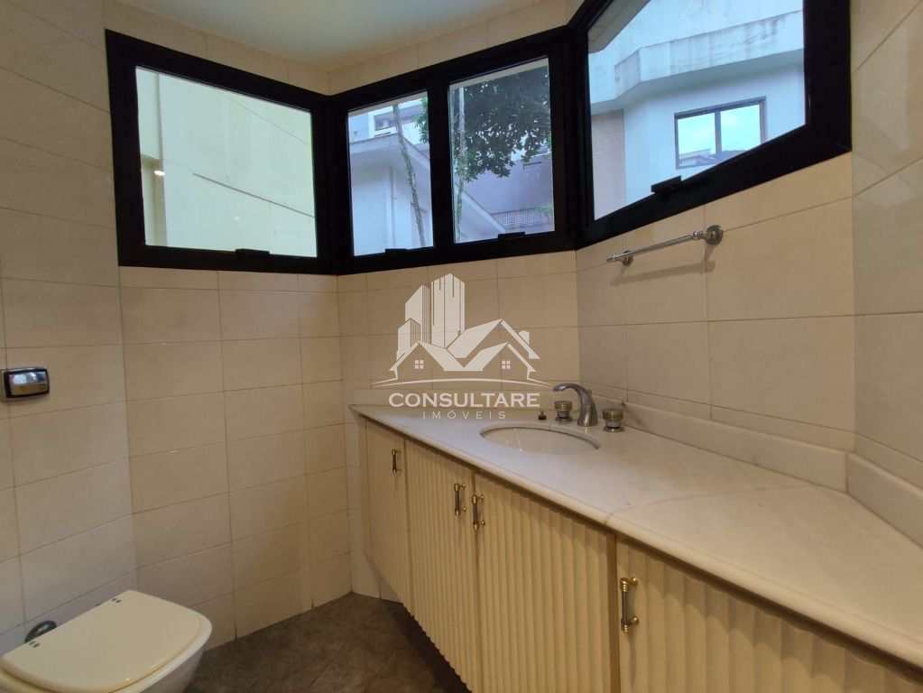 Casa para alugar com 6 quartos, 480m² - Foto 37