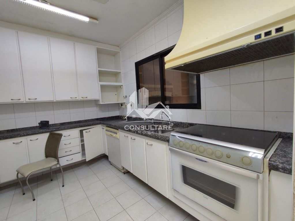 Casa para alugar com 6 quartos, 480m² - Foto 45