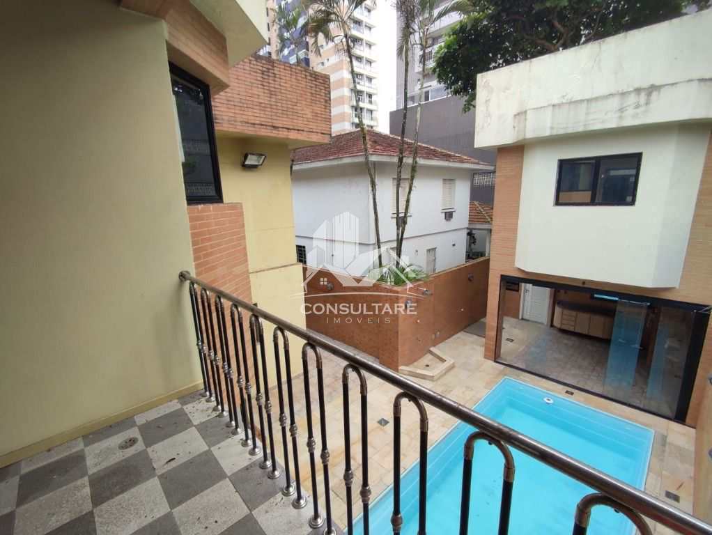 Casa para alugar com 6 quartos, 480m² - Foto 43