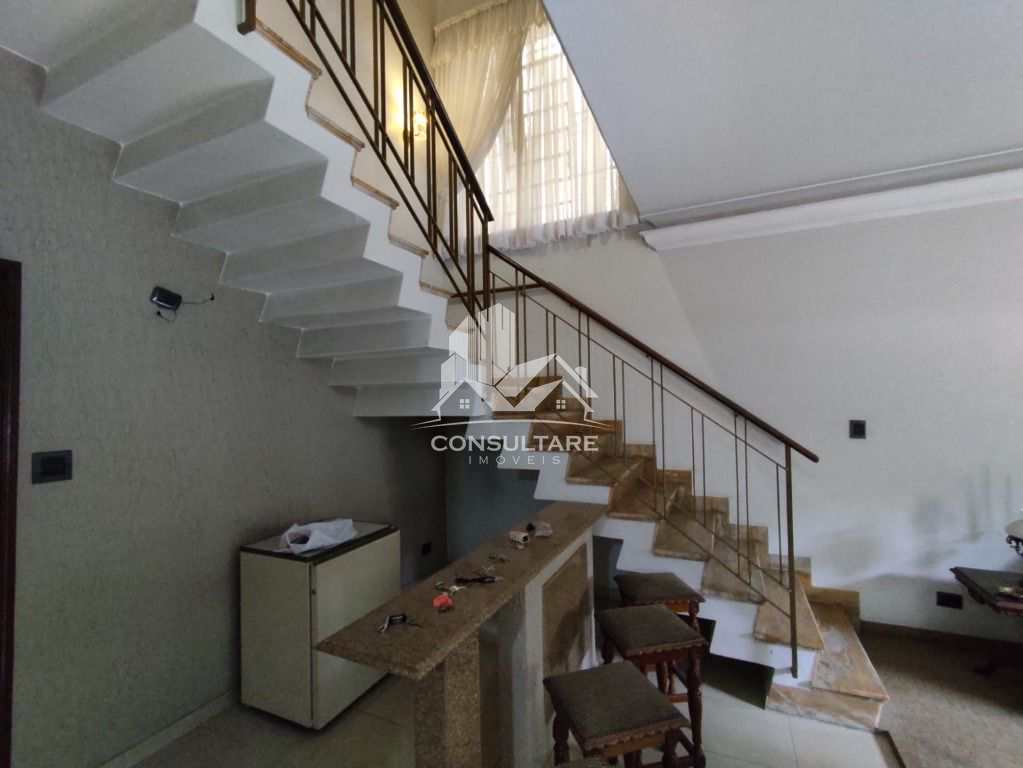 Casa para alugar com 6 quartos, 480m² - Foto 24