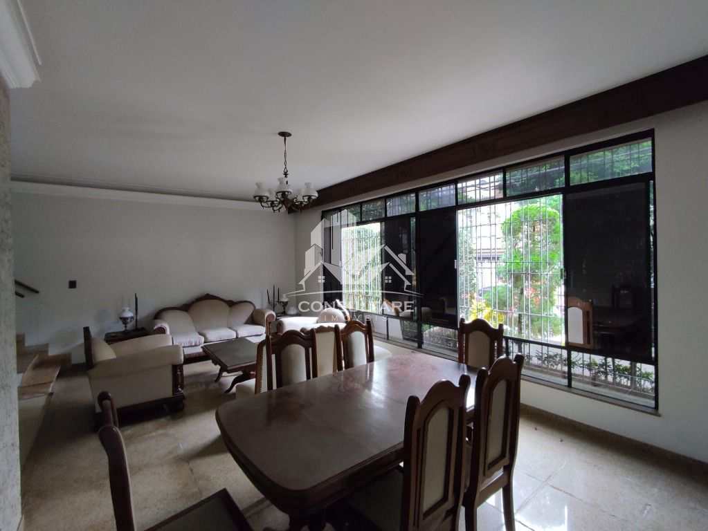 Casa para alugar com 6 quartos, 480m² - Foto 13