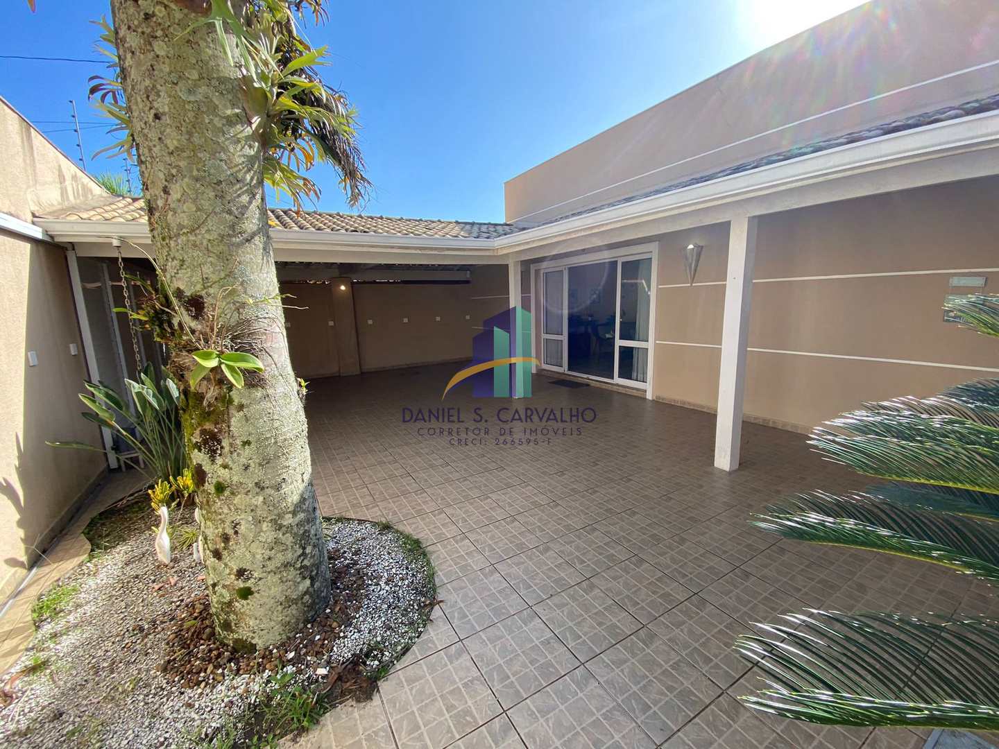 Casa com 4 dorms, Flórida, Praia Grande - R$ 1.2 mi, Cod: 323