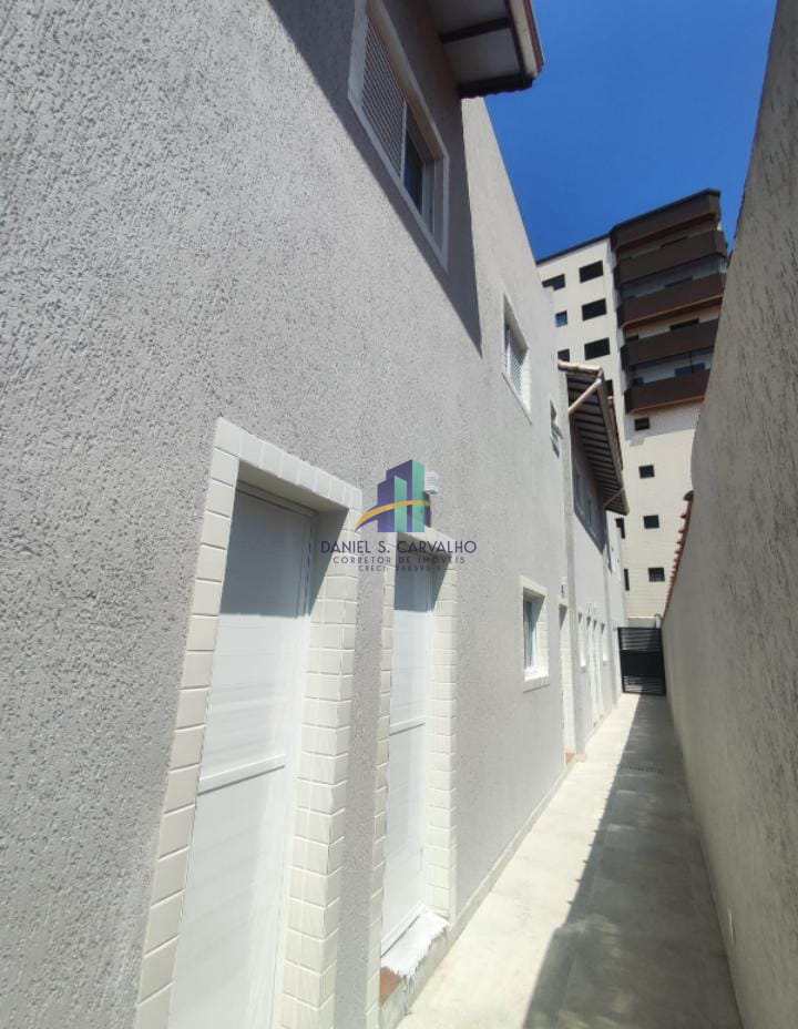 Casa de Condomínio com 2 dorms, Maracanã, Praia Grande - R$ 325 mil, Cod: 382