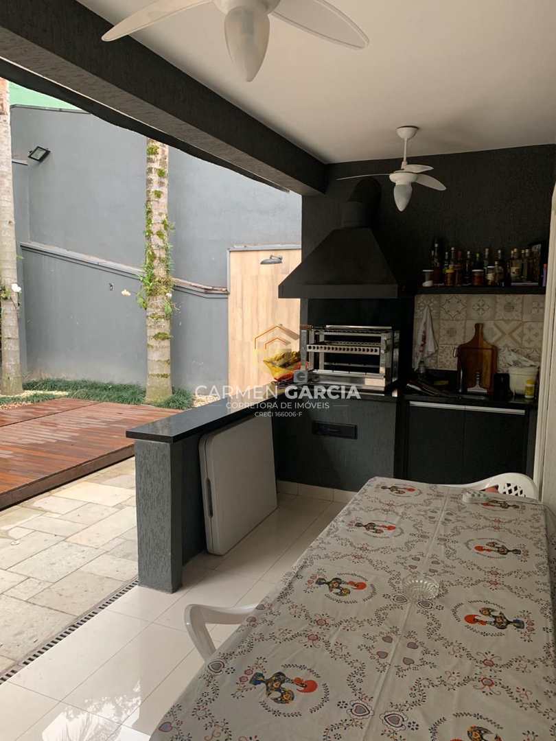 Casa de Condomínio à venda e aluguel com 4 quartos, 400m² - Foto 20