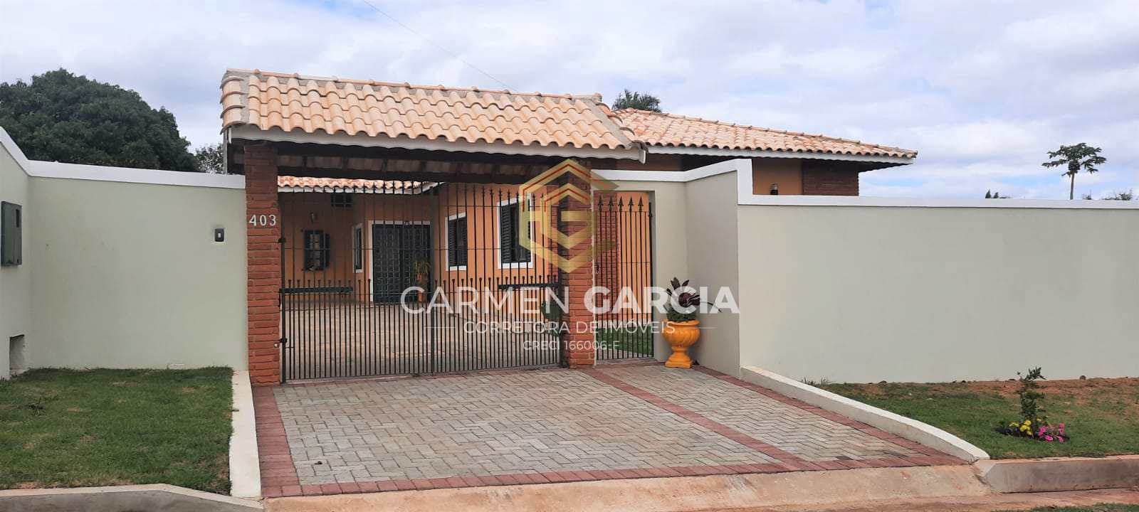 Casa à venda com 3 quartos, 1000m² - Foto 1