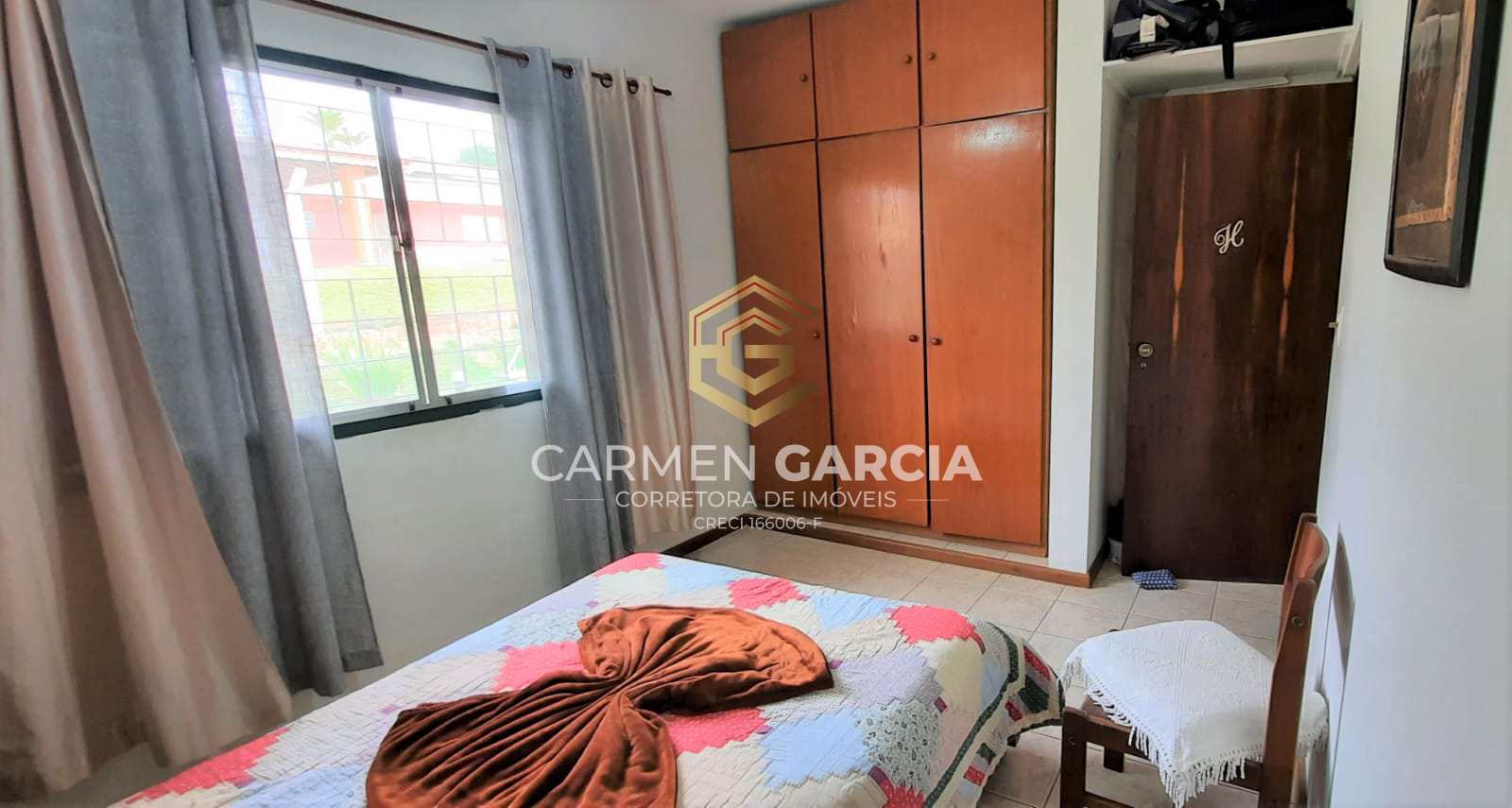 Casa à venda com 3 quartos, 1000m² - Foto 10