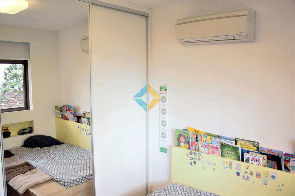 Apartamento à venda com 4 quartos, 180m² - Foto 13