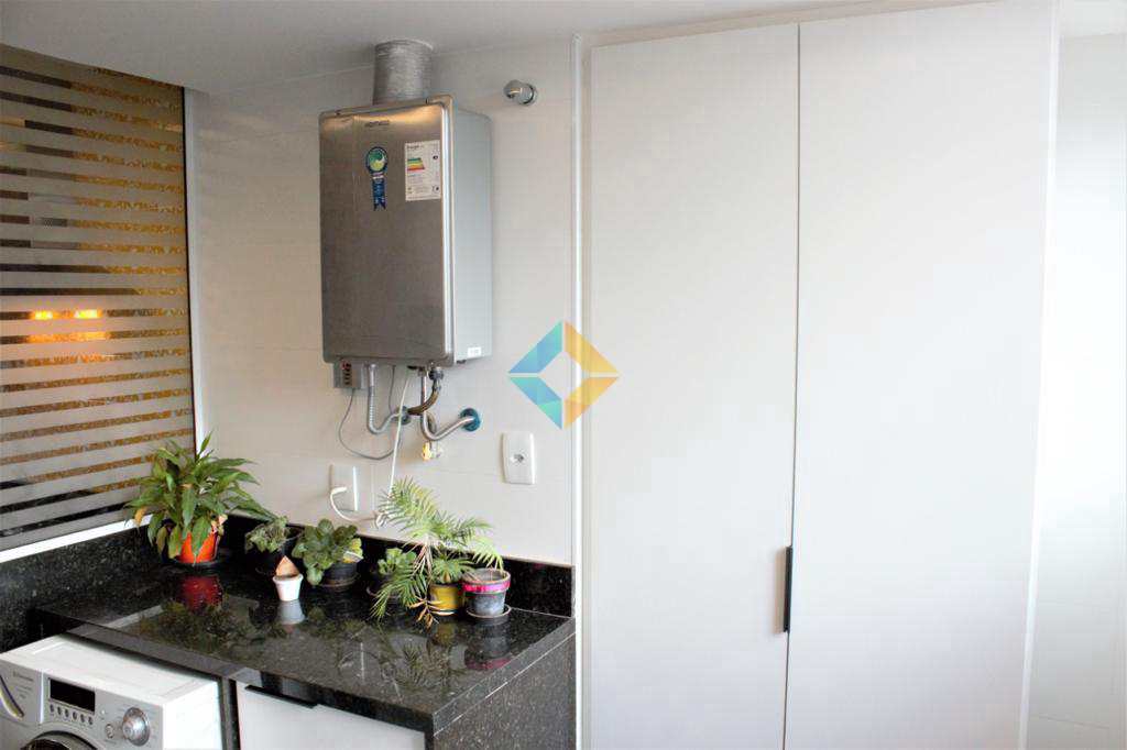 Apartamento à venda com 4 quartos, 180m² - Foto 30