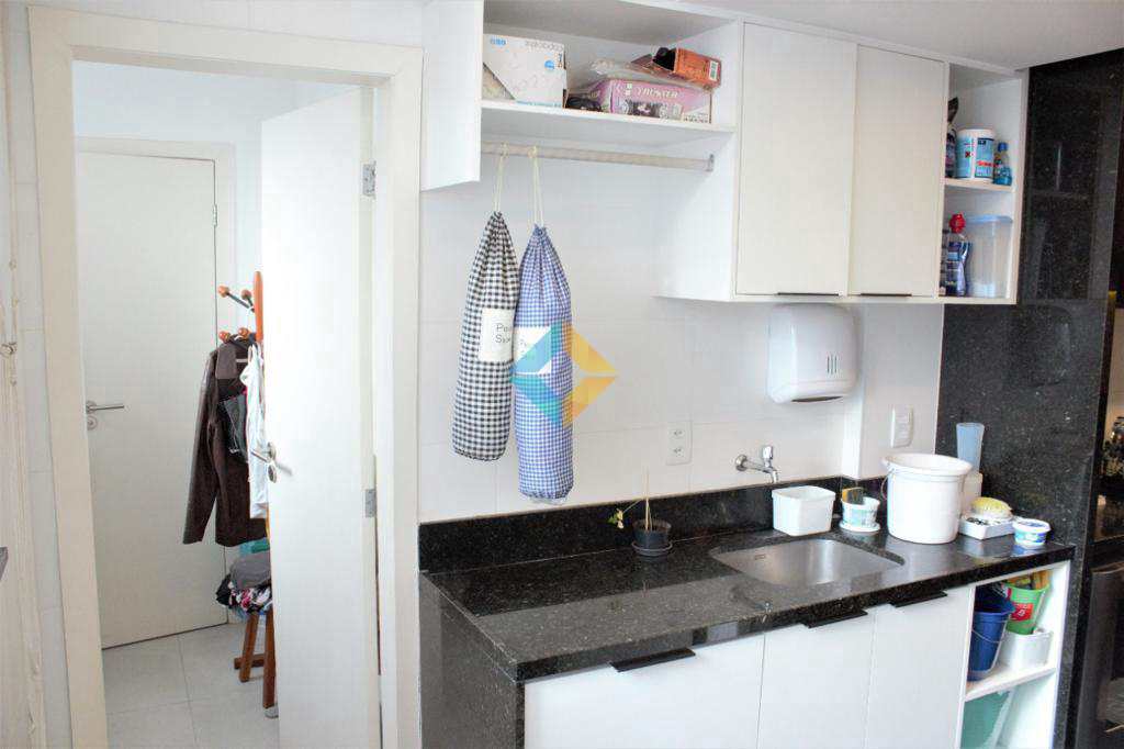 Apartamento à venda com 4 quartos, 180m² - Foto 31