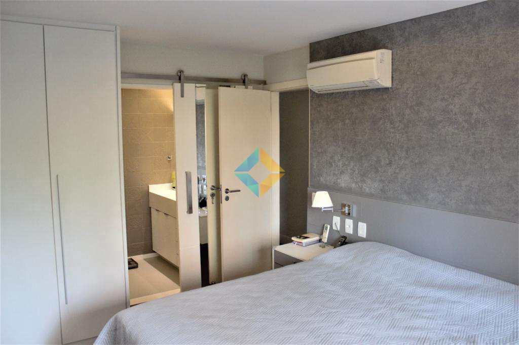 Apartamento à venda com 4 quartos, 180m² - Foto 5