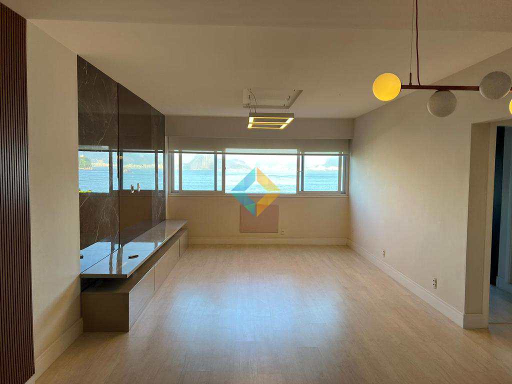 Apartamento à venda com 3 quartos, 140m² - Foto 5