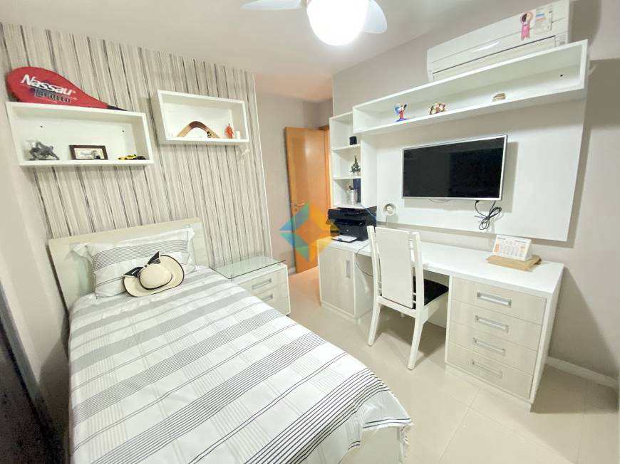 Apartamento à venda com 3 quartos, 105m² - Foto 11