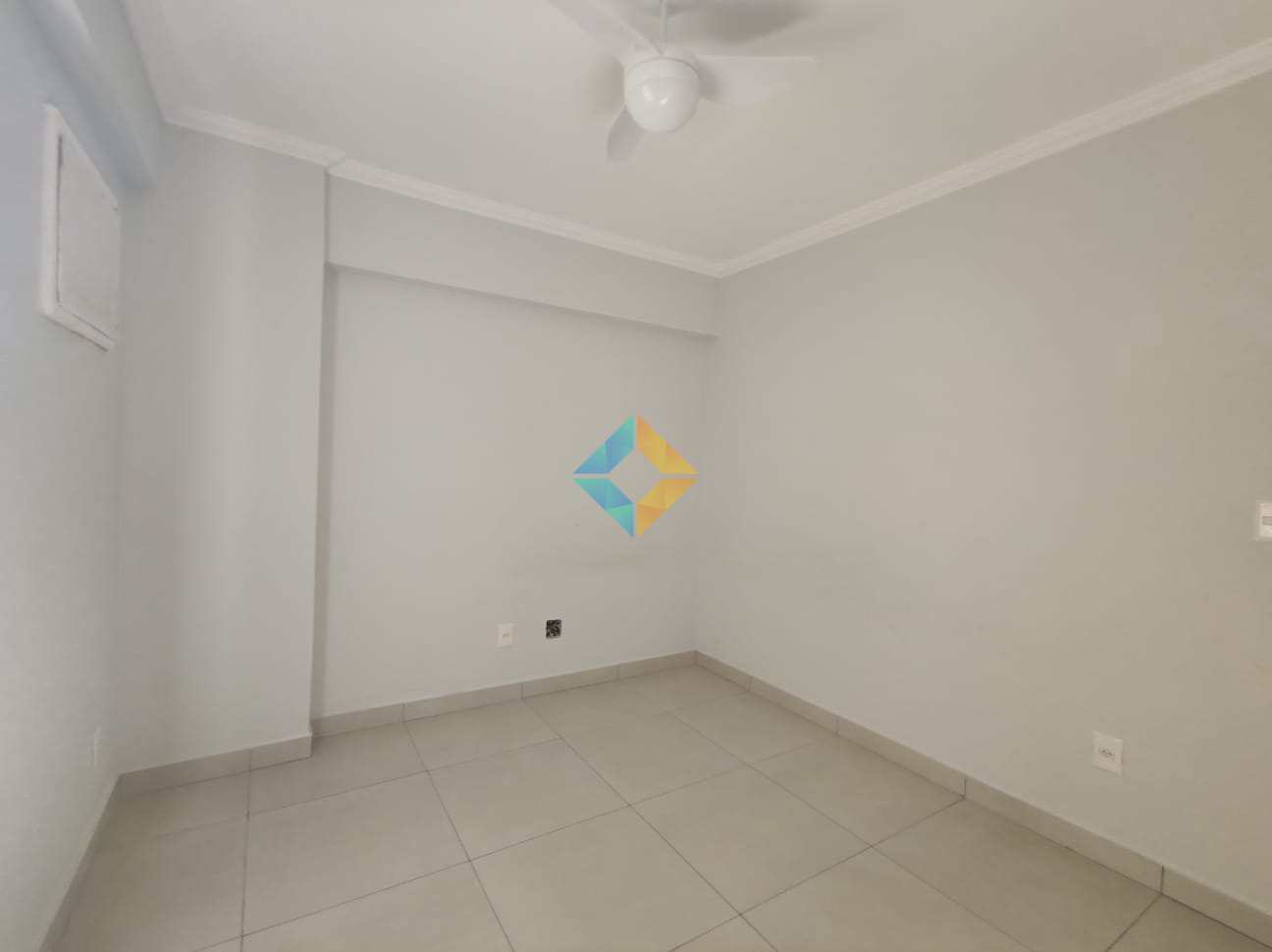 Apartamento à venda com 2 quartos, 65m² - Foto 17