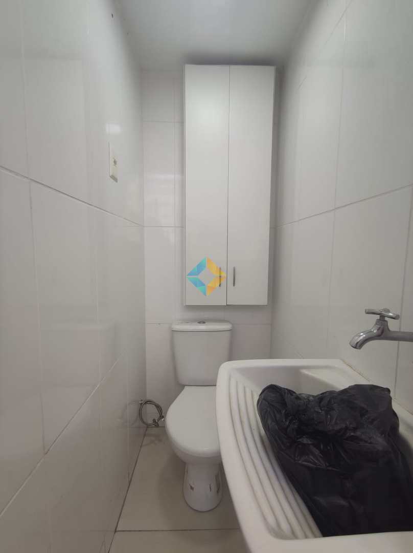 Apartamento à venda com 2 quartos, 65m² - Foto 23