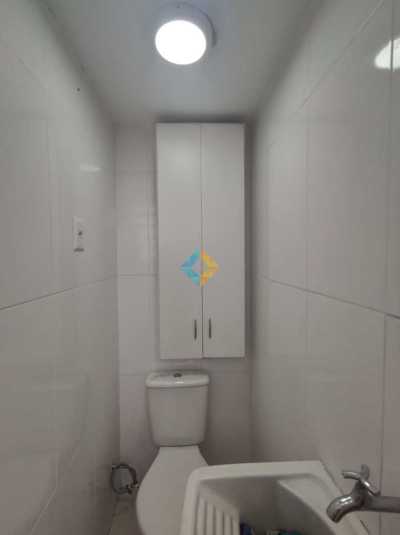 Apartamento à venda com 2 quartos, 65m² - Foto 27