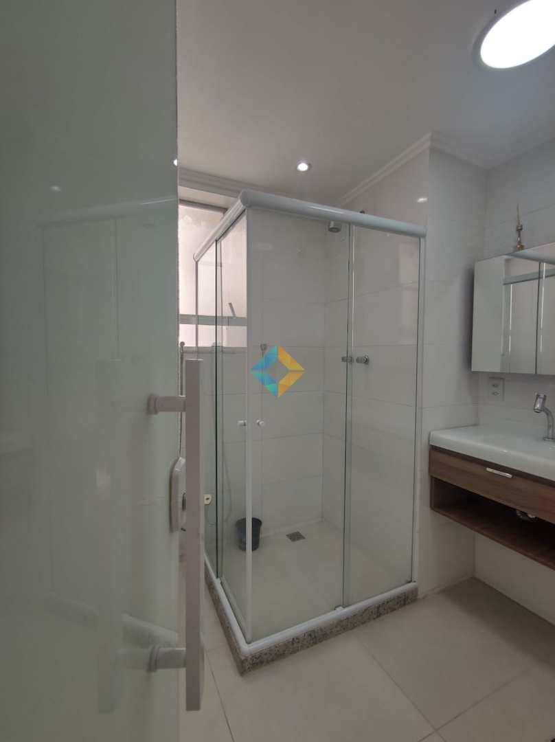 Apartamento à venda com 2 quartos, 65m² - Foto 14