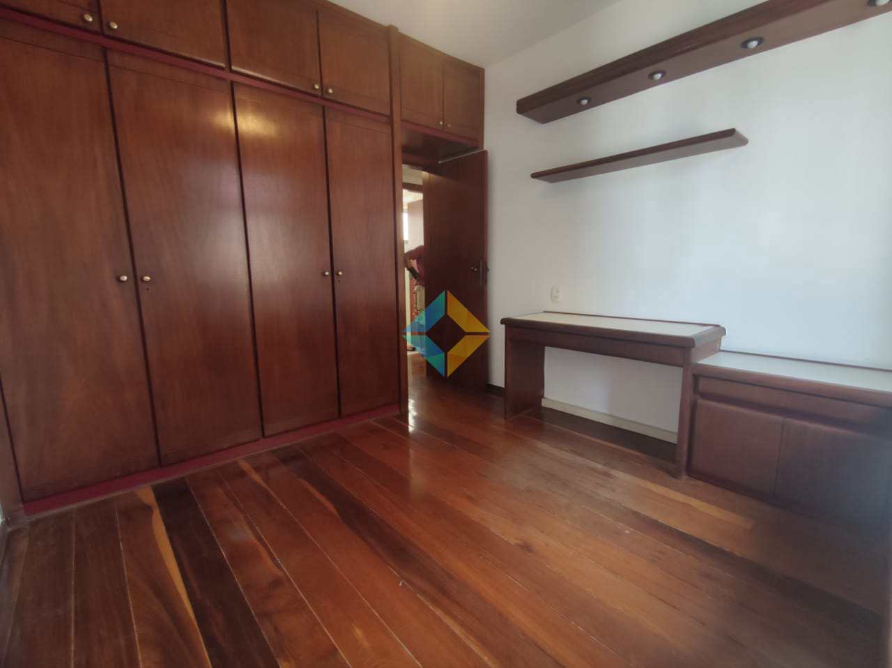 Apartamento à venda com 3 quartos, 140m² - Foto 18