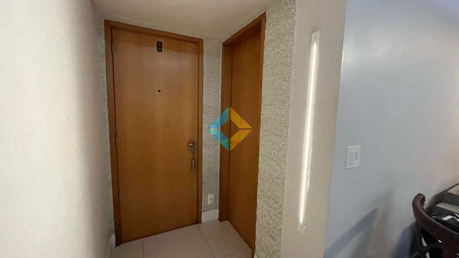 Apartamento à venda com 3 quartos, 102m² - Foto 14