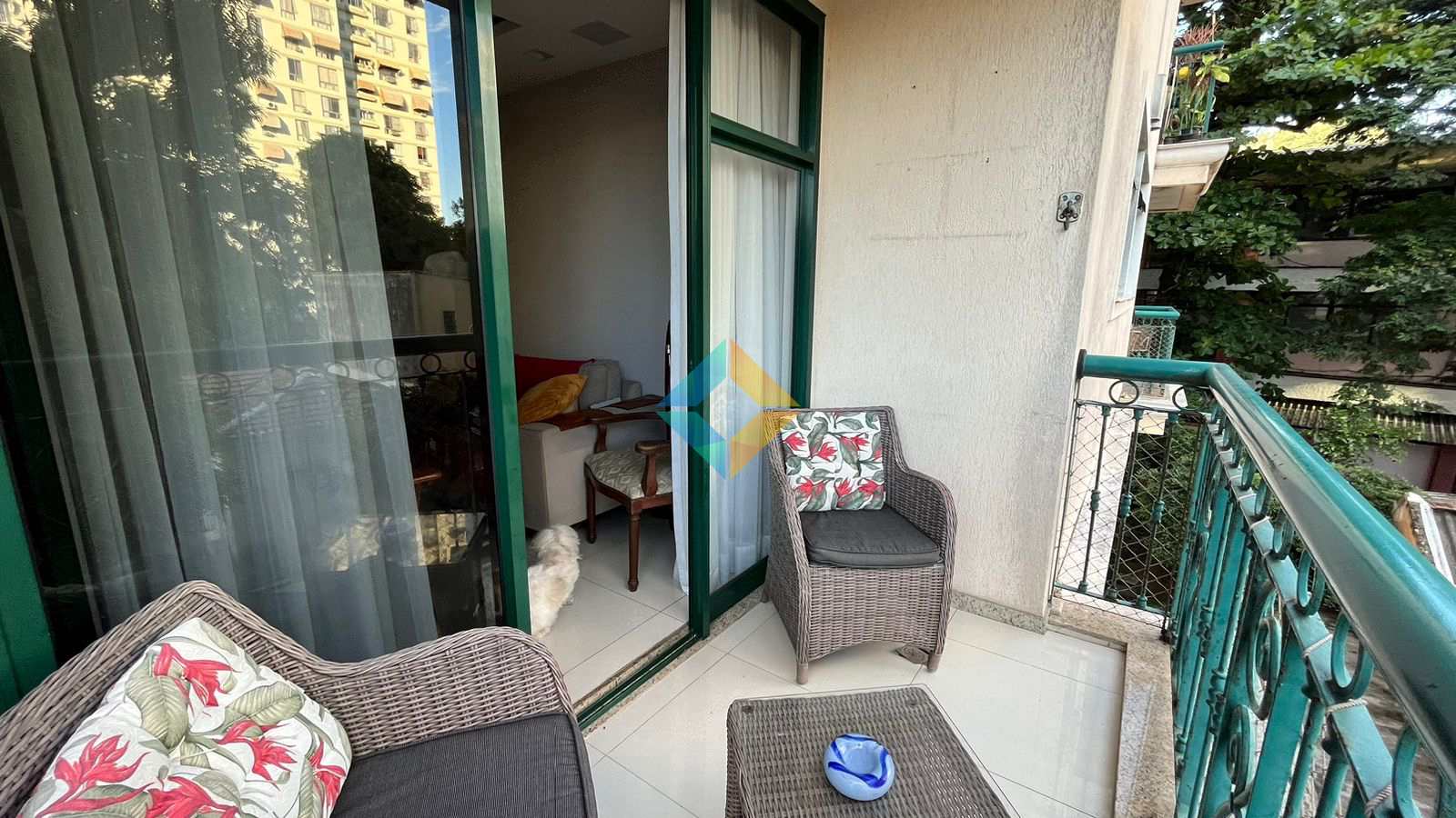 Apartamento à venda com 3 quartos, 102m² - Foto 7