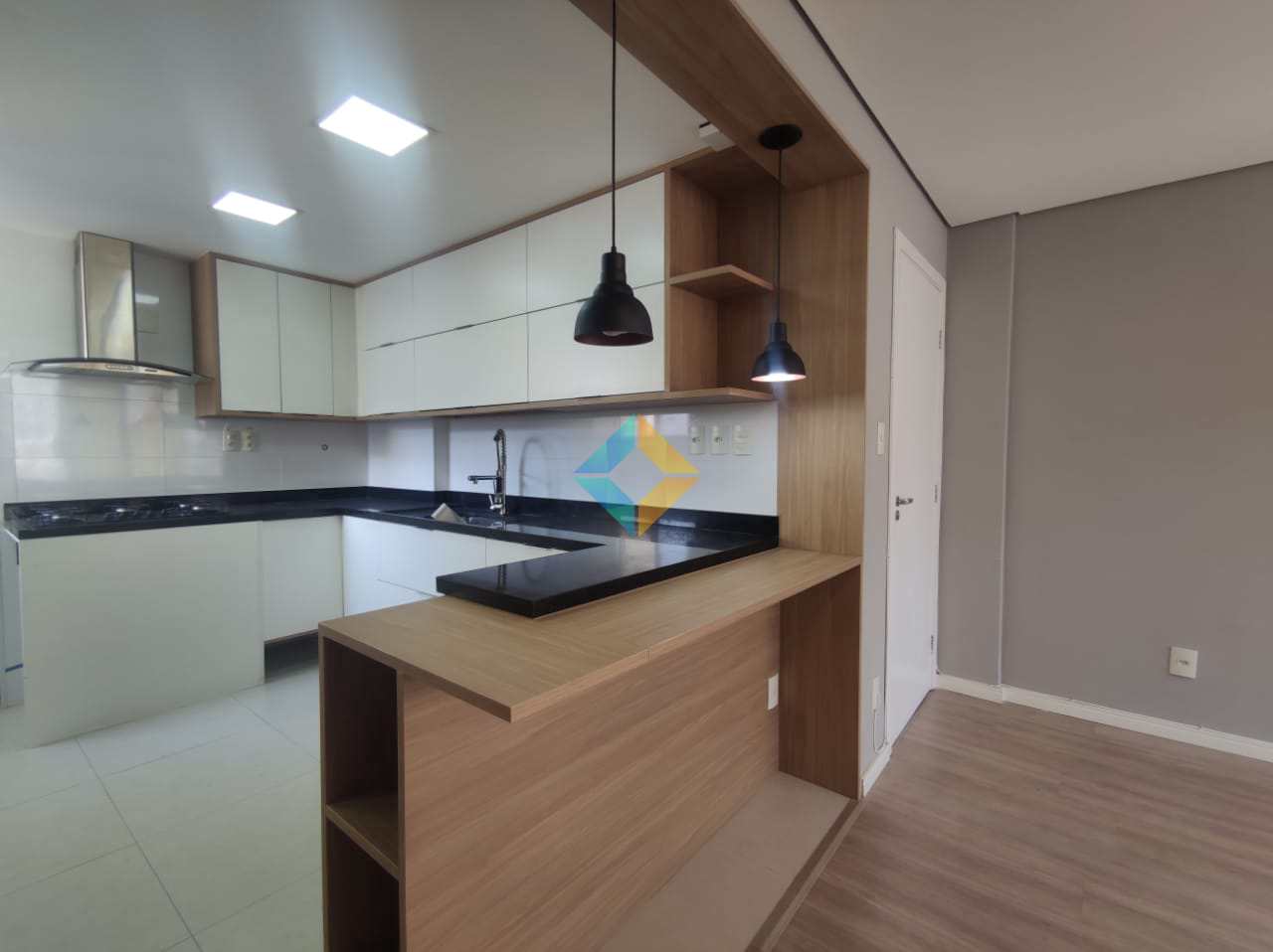 Apartamento à venda com 2 quartos, 90m² - Foto 7