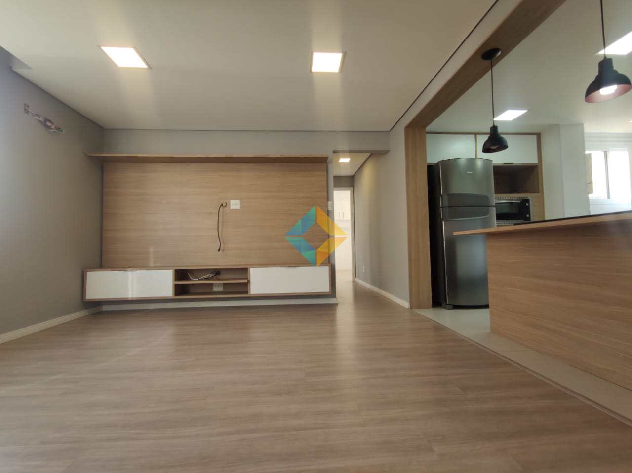 Apartamento à venda com 2 quartos, 90m² - Foto 3