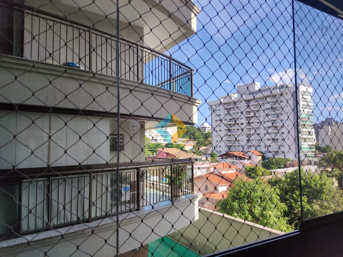 Apartamento à venda com 2 quartos, 87m² - Foto 35