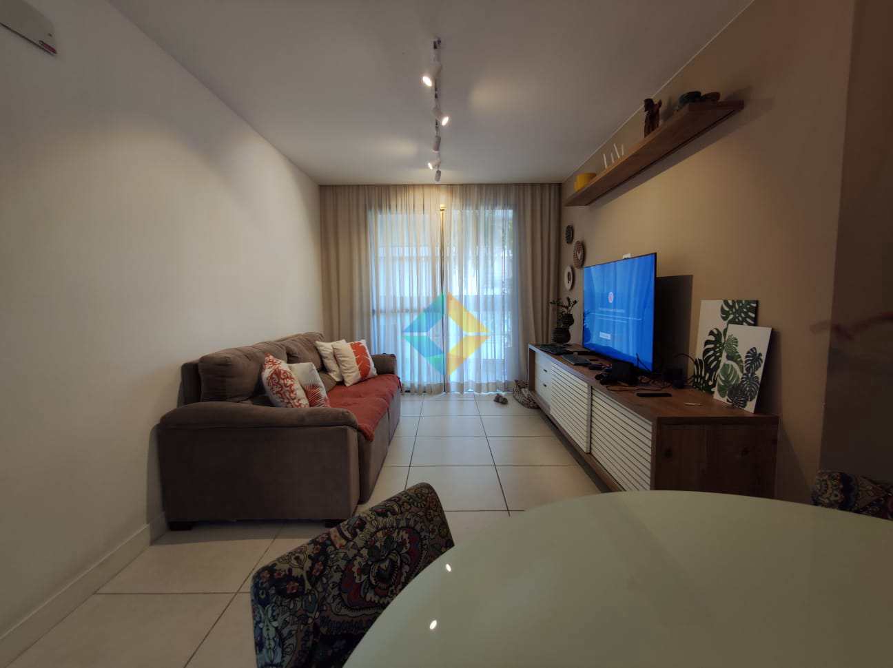 Apartamento à venda com 2 quartos, 87m² - Foto 4