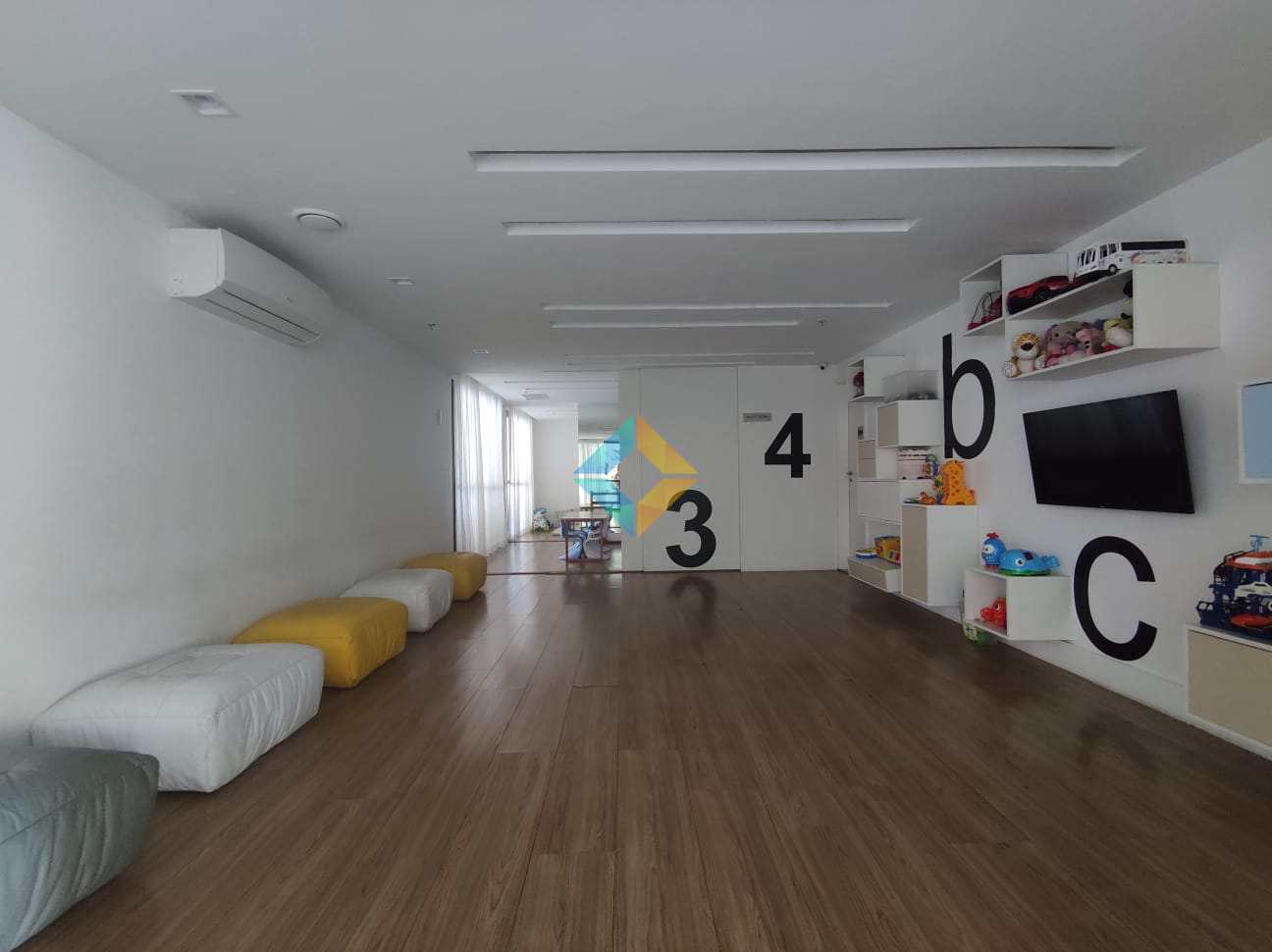 Apartamento à venda com 2 quartos, 87m² - Foto 34