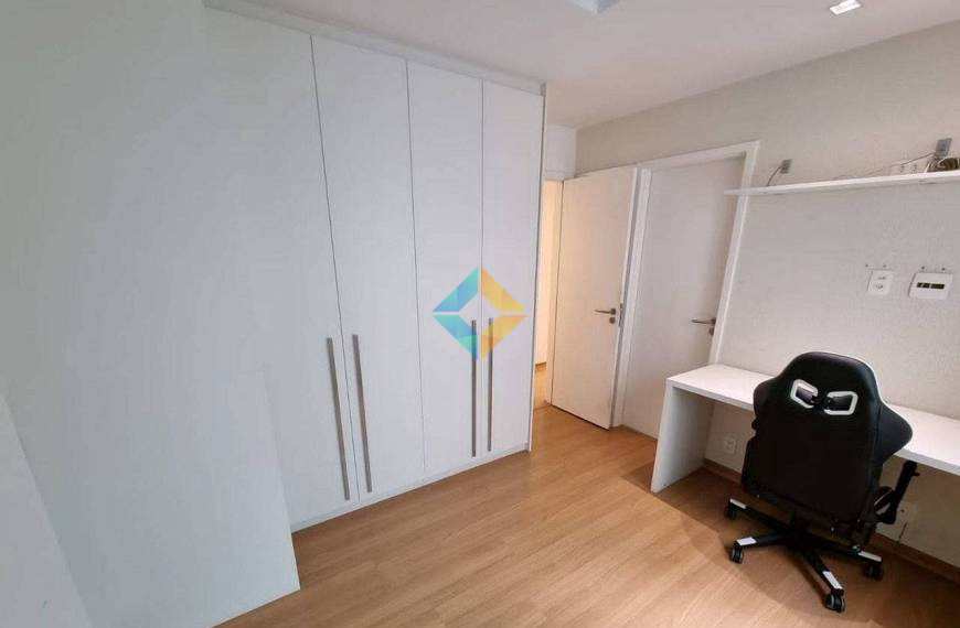 Apartamento à venda com 4 quartos, 240m² - Foto 14