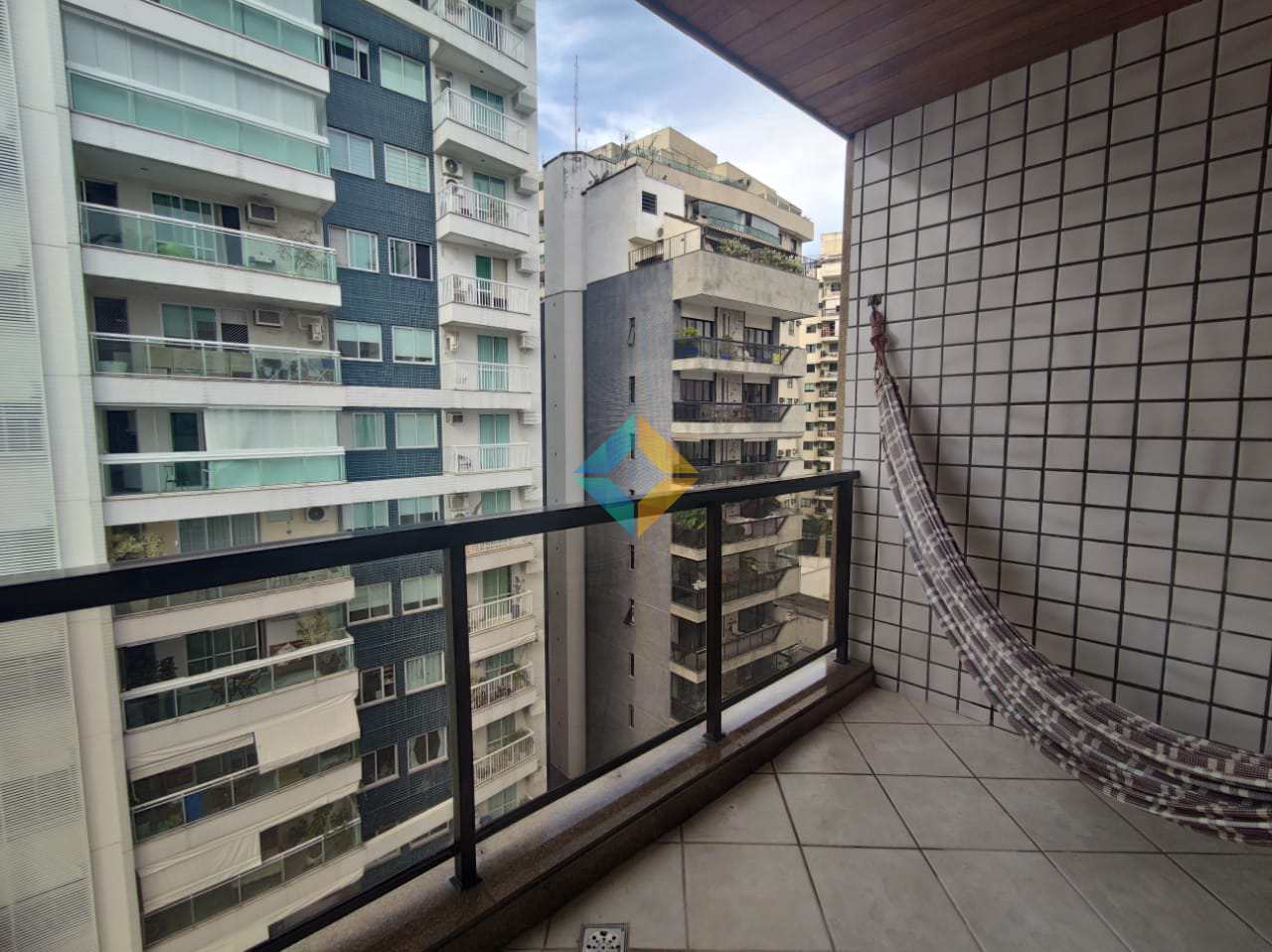 Apartamento à venda com 4 quartos, 220m² - Foto 30