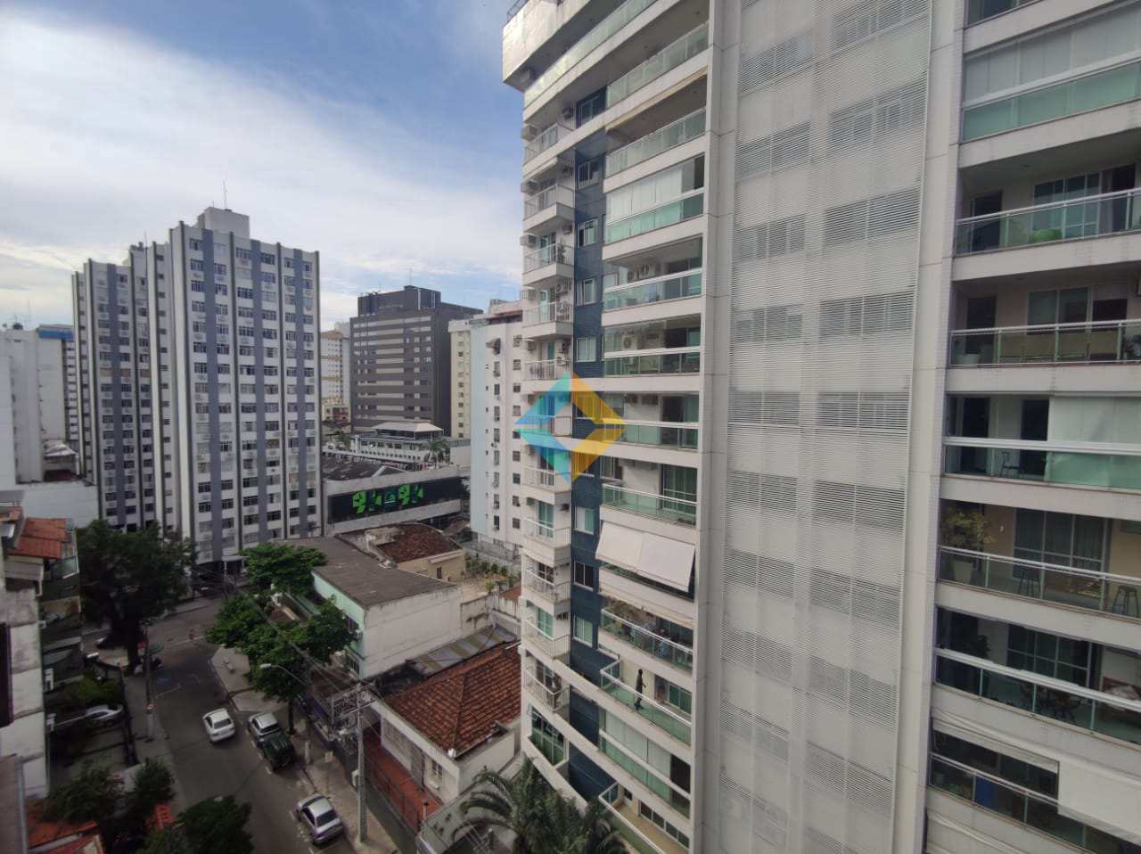 Apartamento à venda com 4 quartos, 220m² - Foto 23