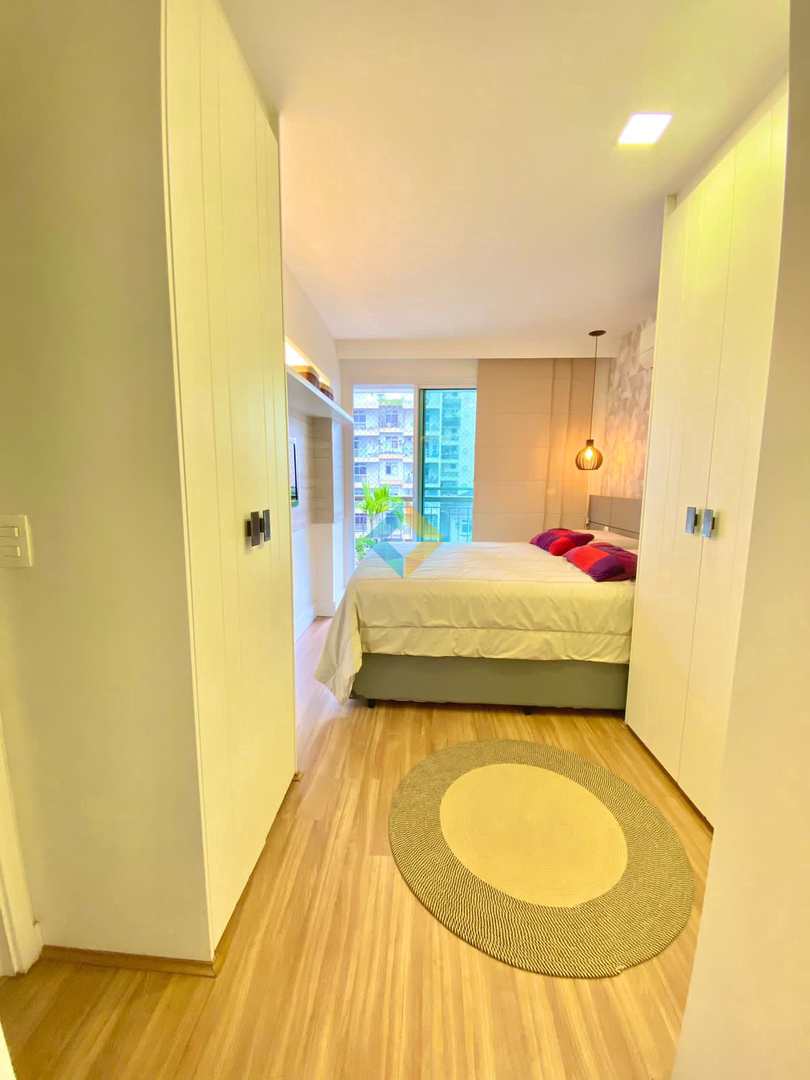 Apartamento à venda com 3 quartos, 110m² - Foto 8