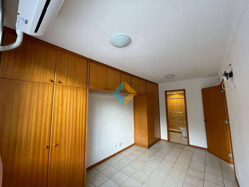 Apartamento à venda com 2 quartos, 80m² - Foto 9