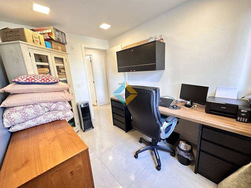 Apartamento à venda com 4 quartos, 150m² - Foto 19