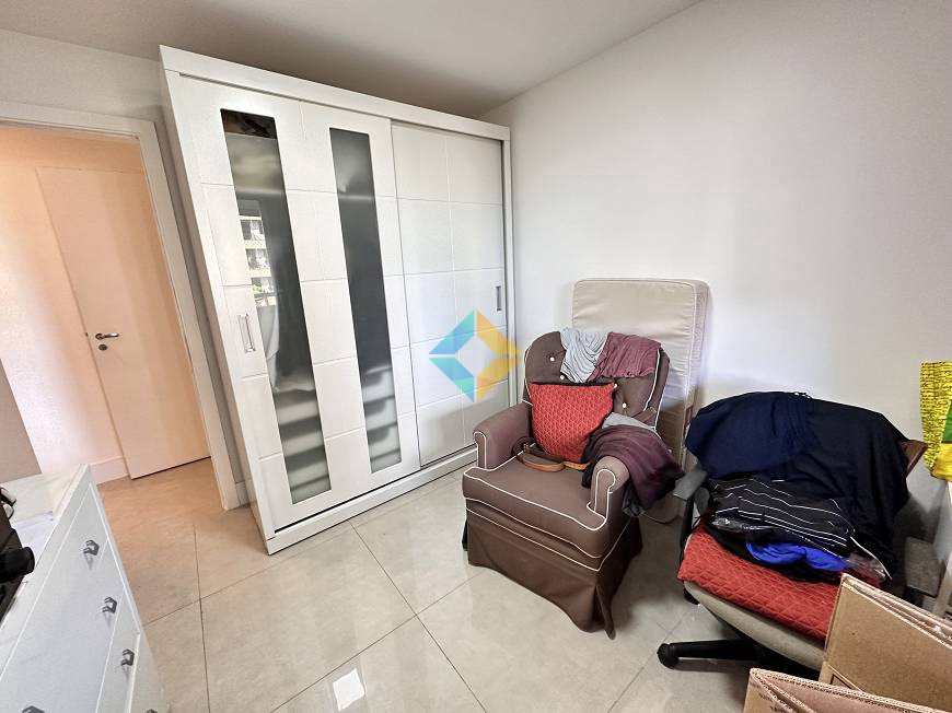 Apartamento à venda com 4 quartos, 150m² - Foto 15