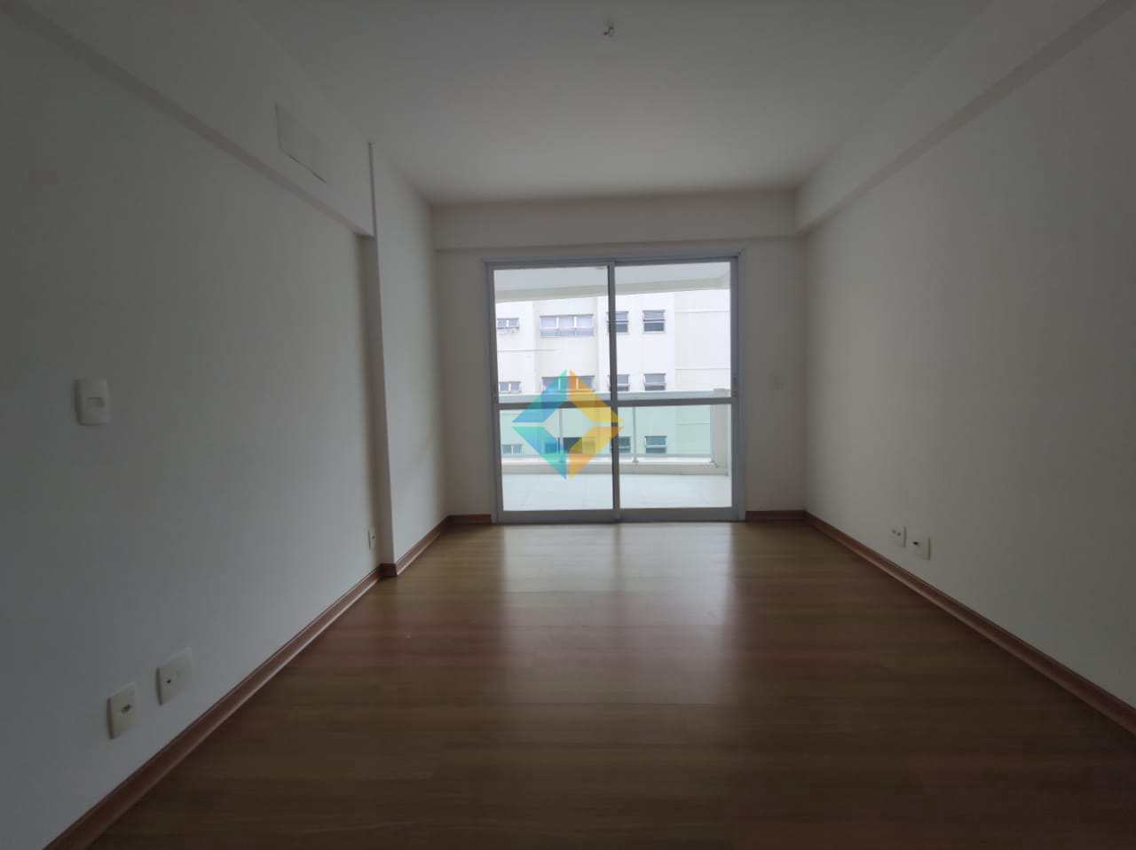 Apartamento para alugar com 4 quartos, 240m² - Foto 23