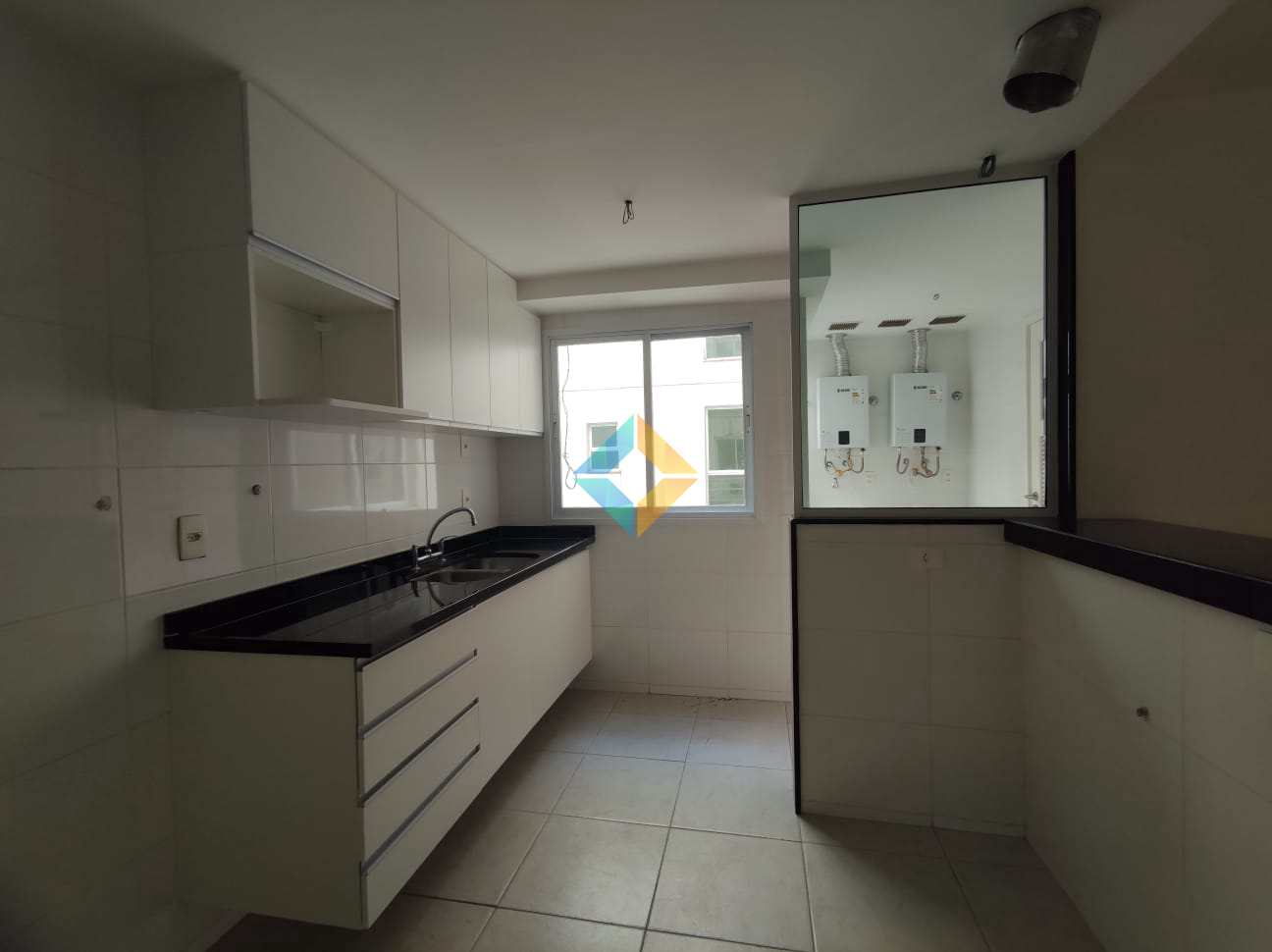 Apartamento para alugar com 4 quartos, 240m² - Foto 32