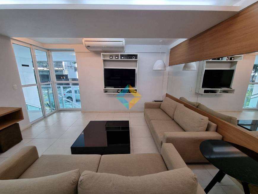 Apartamento para alugar com 4 quartos, 240m² - Foto 43