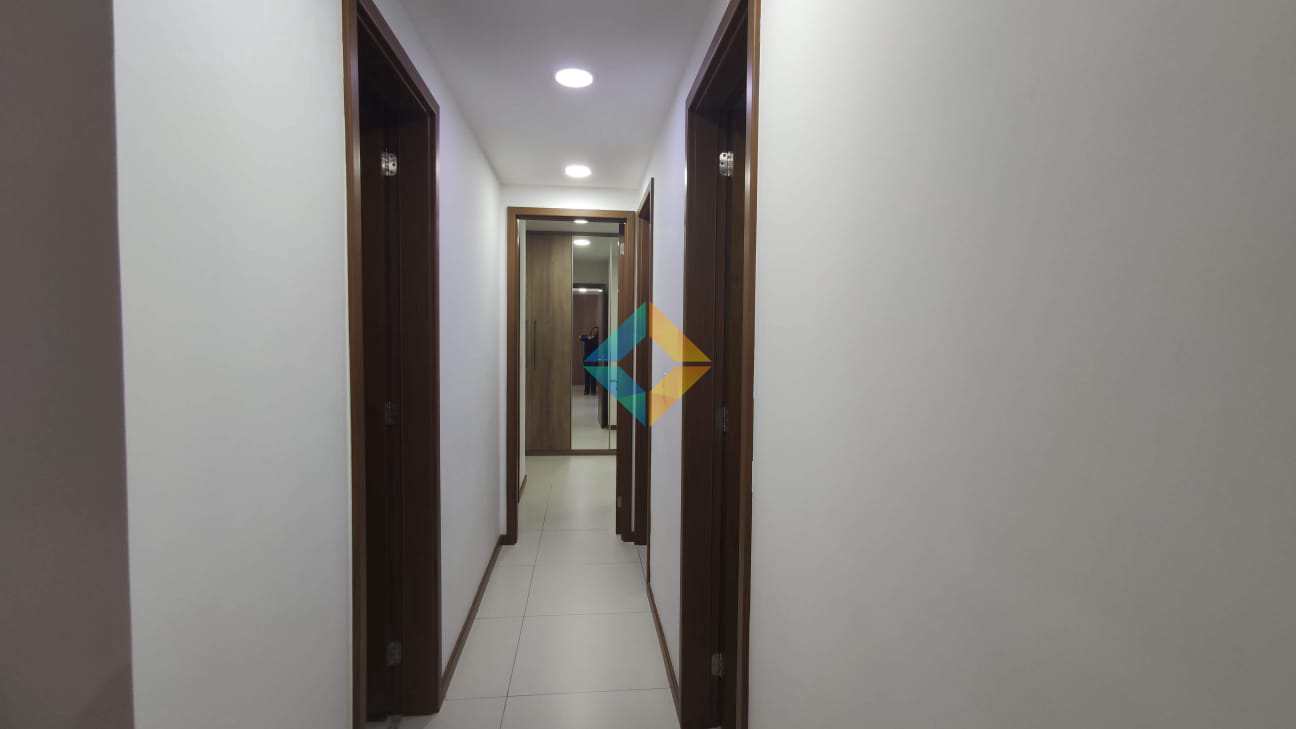 Apartamento à venda com 3 quartos, 110m² - Foto 11