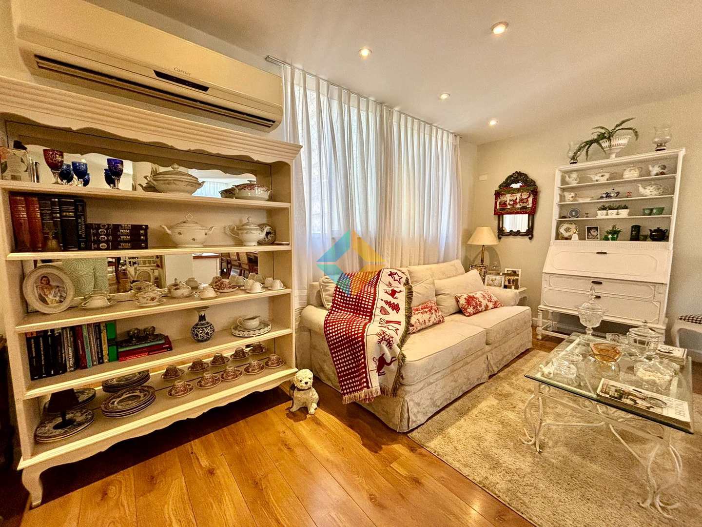 Apartamento à venda com 3 quartos, 140m² - Foto 12