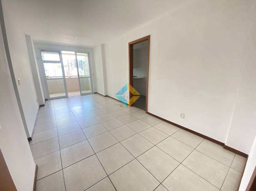 Apartamento à venda com 2 quartos, 81m² - Foto 22