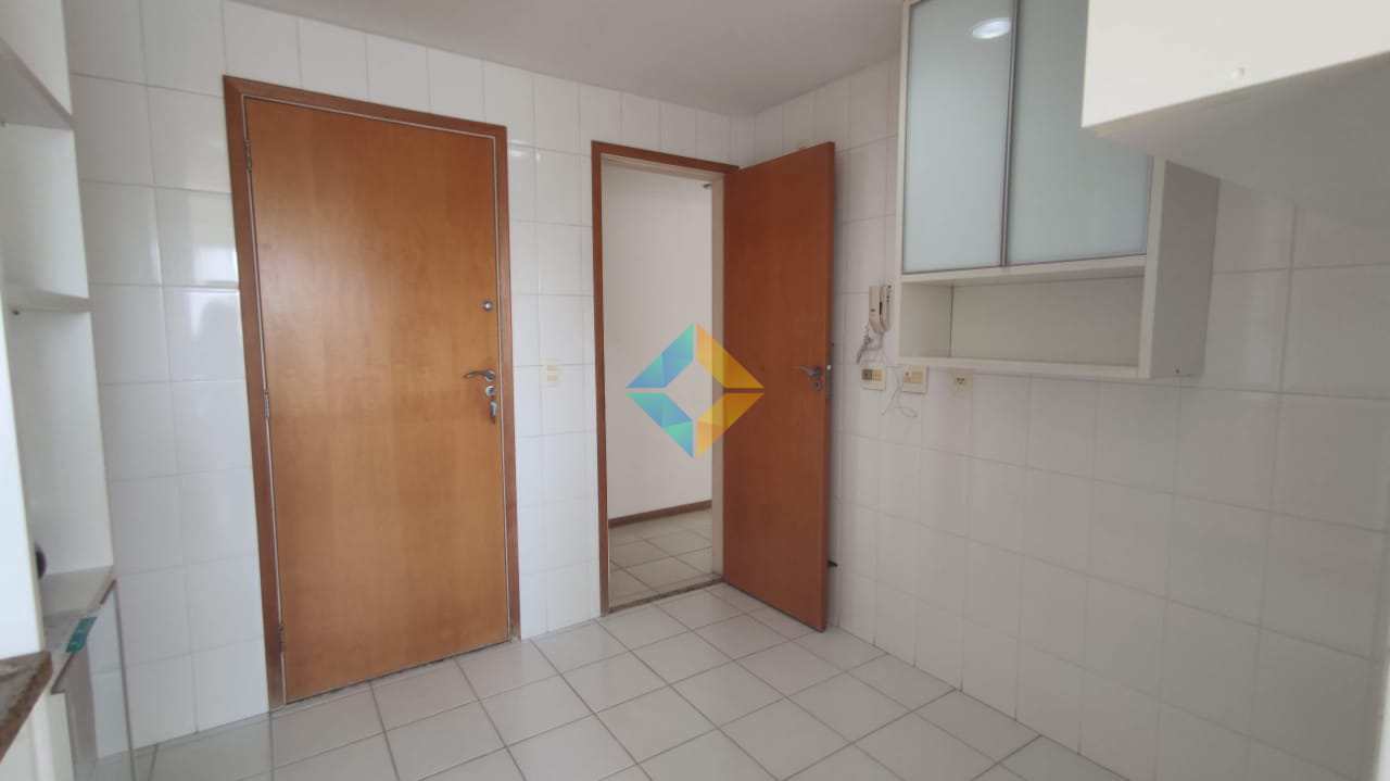 Apartamento à venda com 2 quartos, 85m² - Foto 21