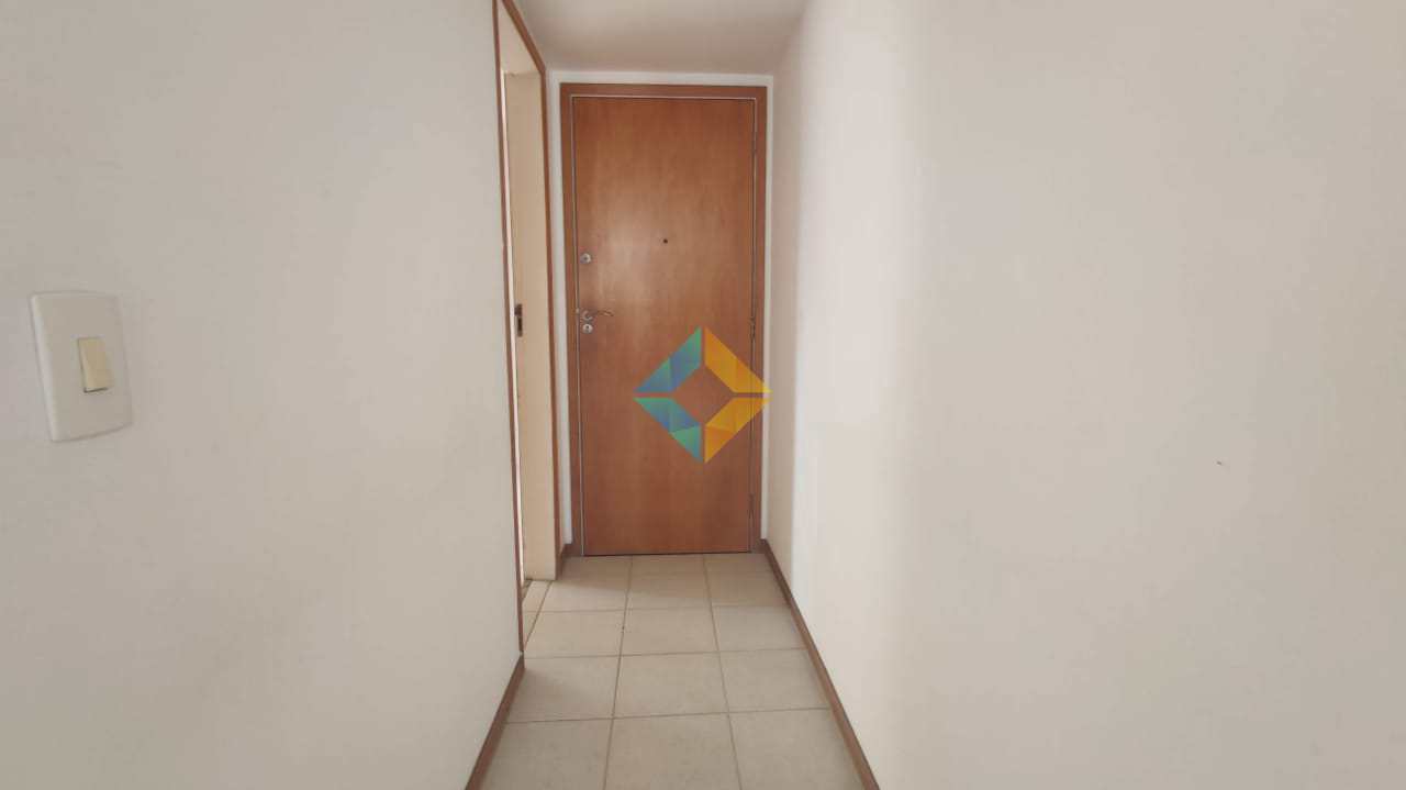 Apartamento à venda com 2 quartos, 85m² - Foto 7