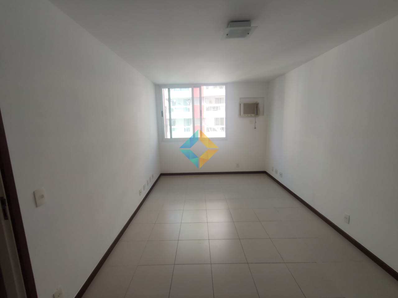 Apartamento à venda com 3 quartos, 130m² - Foto 25