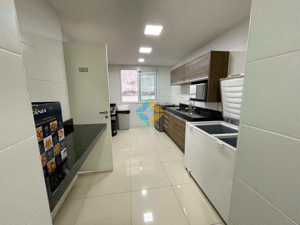 Apartamento à venda com 3 quartos, 110m² - Foto 12